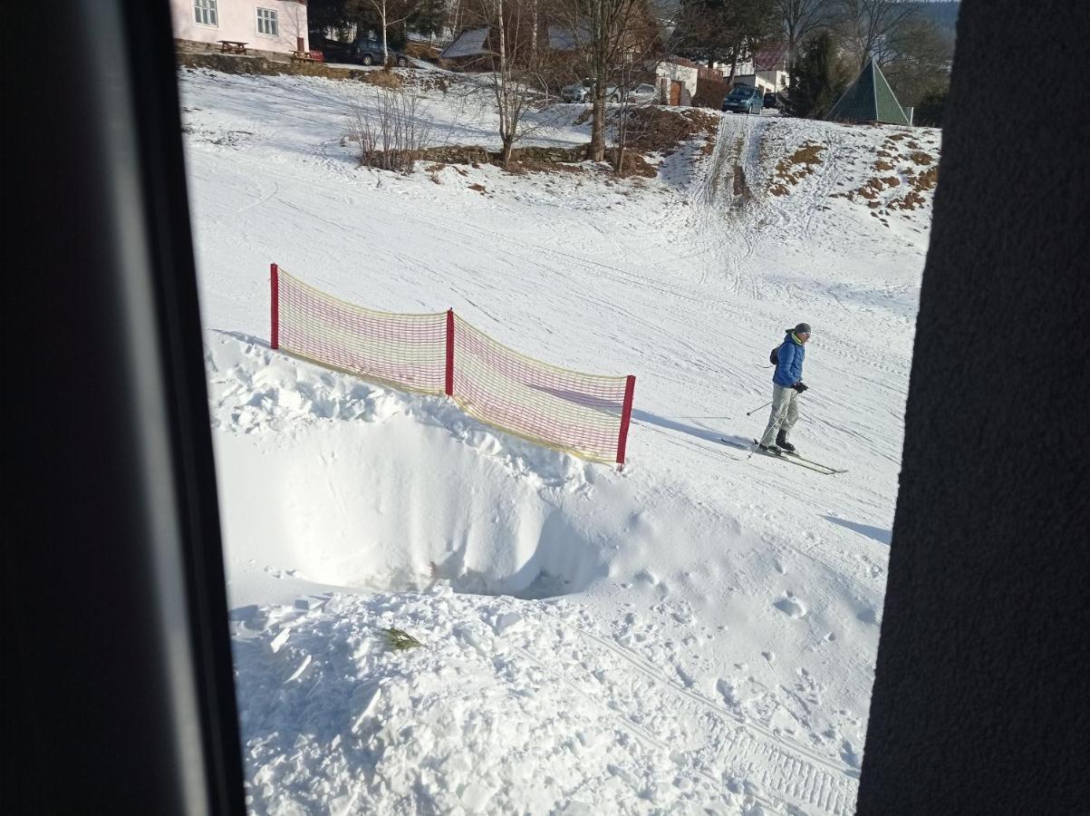 SKI Apartmány Nymburska chata Pec pod Snezkou Esterno foto